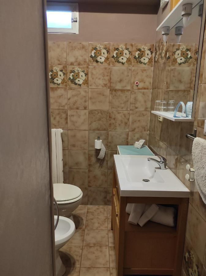 B&B Residenza Leonardo Фальконара-Мариттіма Екстер'єр фото